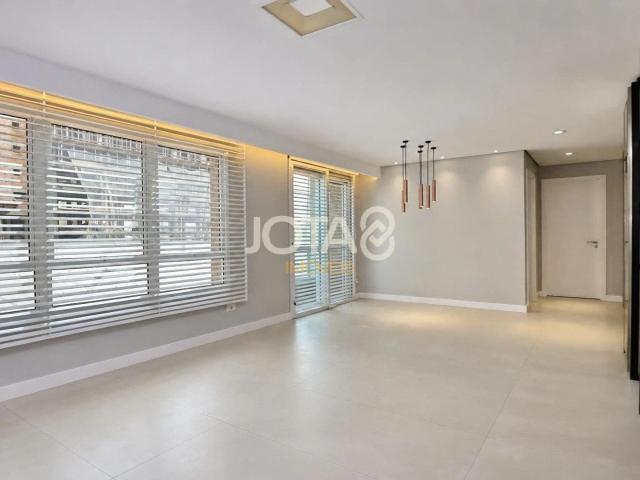 Apartamento para Locação em Curitiba/PR Água Verde 2 Quartos
