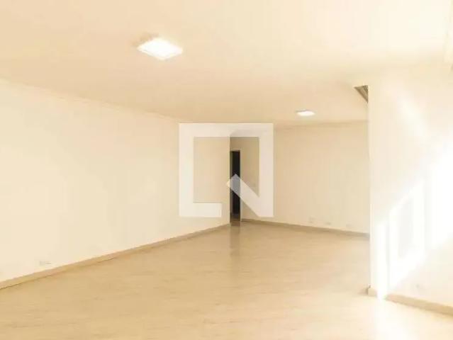 Apartamento para Locação em Curitiba/PR Água Verde 4 Quartos