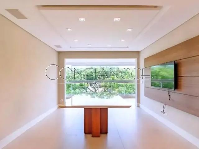 Apartamento para Locação em Curitiba/PR Água Verde 4 Quartos