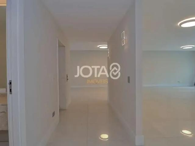 Apartamento para Locação em Curitiba/PR Água Verde 4 Quartos