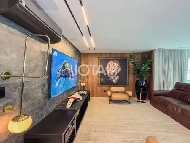 Apartamento para Locação em Curitiba/PR Água Verde 4 Quartos