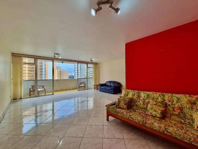 Apartamento para Locação em Curitiba/PR Água Verde 4 Quartos