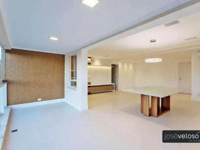 Apartamento para Locação em Curitiba/PR Água Verde 4 Quartos