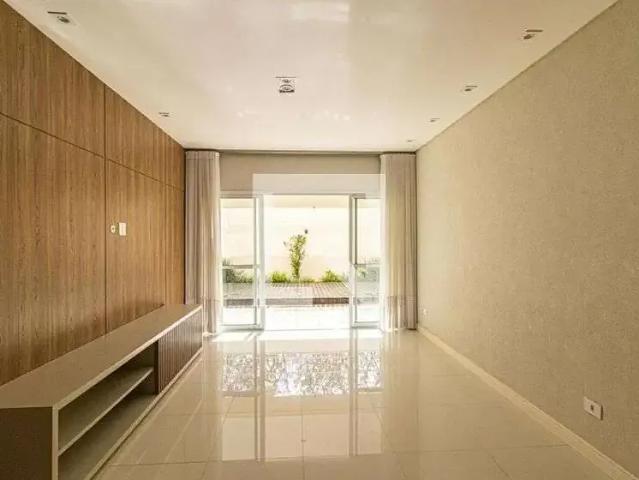 Apartamento para Locação em Curitiba/PR Água Verde 4 Quartos