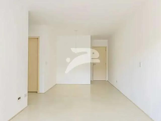 Apartamento para Locação em Curitiba/PR Alto da Rua XV 2 Quartos