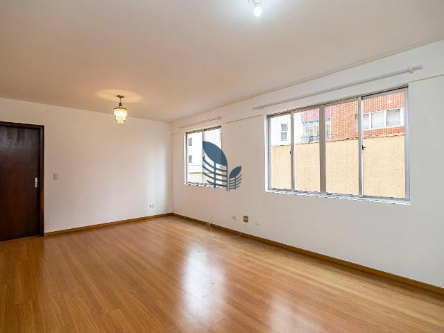 Apartamento para Locação em Curitiba/PR Alto da Rua XV 2 Quartos