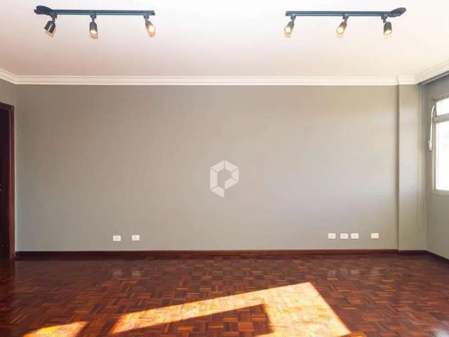 Apartamento para Locação em Curitiba/PR Batel 3 Quartos