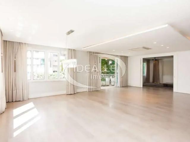 Apartamento para Locação em Curitiba/PR Batel 3 Quartos