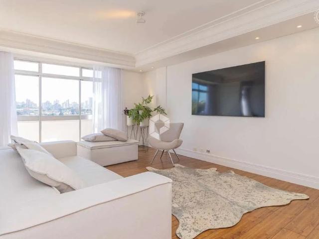 Apartamento para Locação em Curitiba/PR Batel 3 Quartos