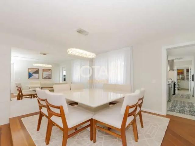 Apartamento para Locação em Curitiba/PR Batel 3 Quartos