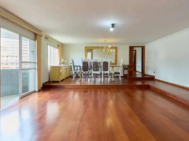 Apartamento para Locação em Curitiba/PR Batel 4 Quartos