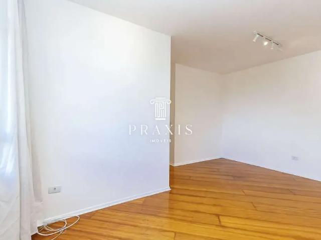 Apartamento para Locação em Curitiba/PR Cabral 3 Quartos