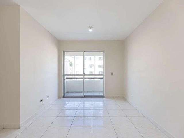 Apartamento para Locação em Curitiba/PR Cajuru 3 Quartos