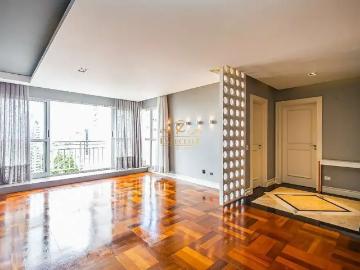 Apartamento para Locação em Curitiba/PR Campina do Siqueira 4 Quartos