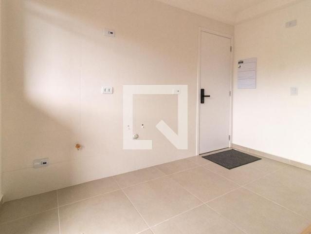 Apartamento para Locação em Curitiba/PR Capão Raso 2 Quartos