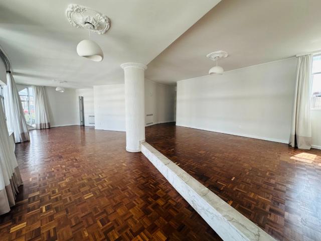 Apartamento para Locação em Curitiba/PR Centro 4 Quartos