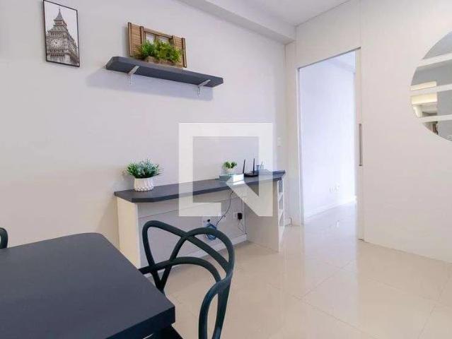 Apartamento para Locação em Curitiba/PR Centro 1 Quartos