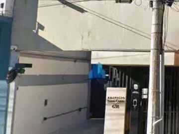 Praça Rui Barbosa, Curitiba - Área de serviço