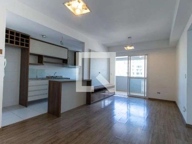 Apartamento para Locação em Curitiba/PR Centro 2 Quartos