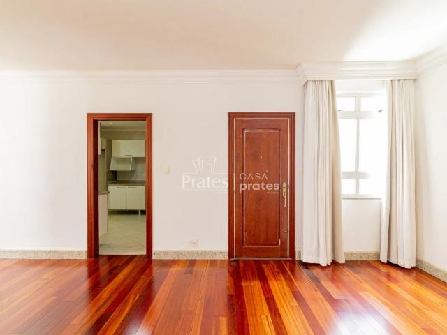 Apartamento para Locação em Curitiba/PR Centro 3 Quartos