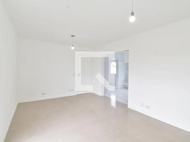Apartamento para Locação em Curitiba/PR Fanny 3 Quartos