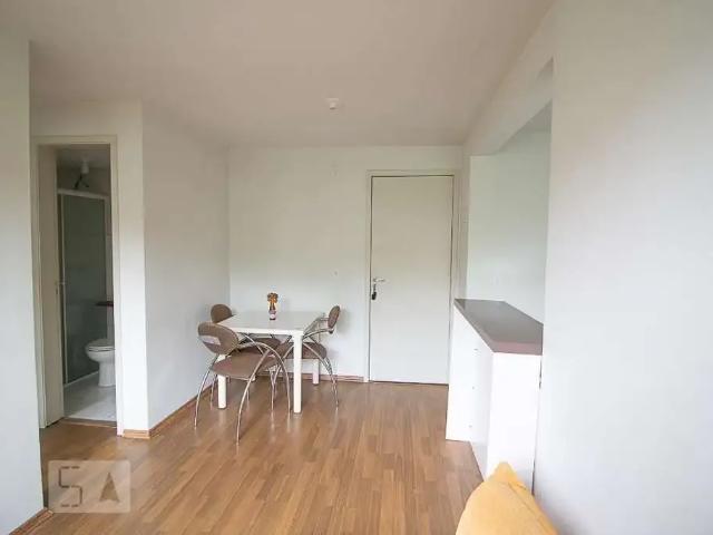 Apartamento para Locação em Curitiba/PR Pinheirinho 2 Quartos