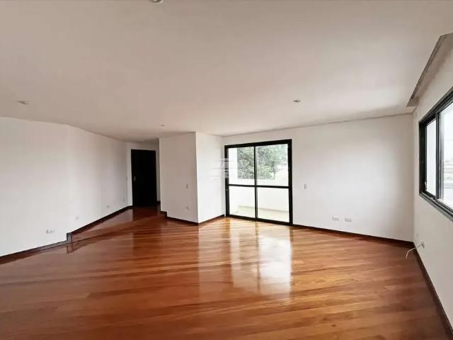 Apartamento para Locação em Curitiba/PR Pinheirinho 4 Quartos