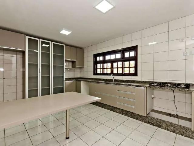 Apartamento para Locação em Curitiba/PR Santa Felicidade 3 Quartos