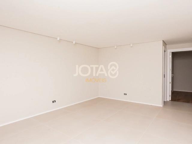 Apartamento para Locação em Curitiba/PR Santo Inácio 3 Quartos