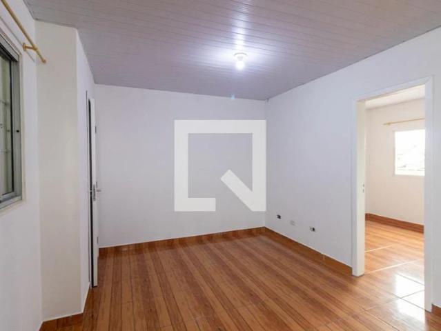 Apartamento para Locação em Curitiba/PR Uberaba 2 Quartos