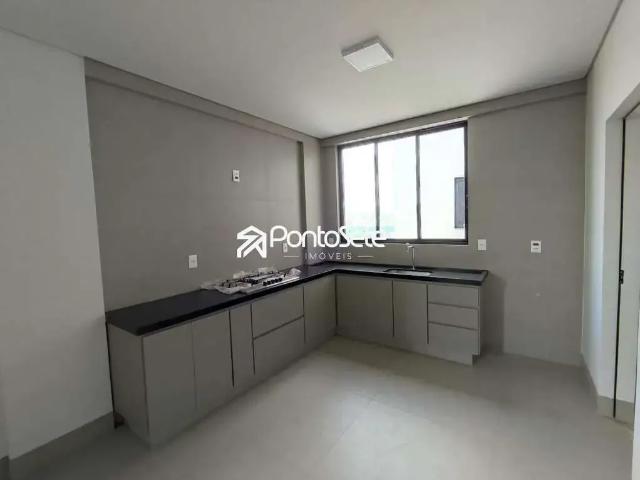 Apartamento para Locação em Divinópolis/MG Centro 3 Quartos