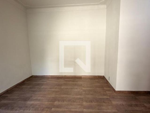 Apartamento para Locação em Duque de Caxias/RJ Centro 2 Quartos