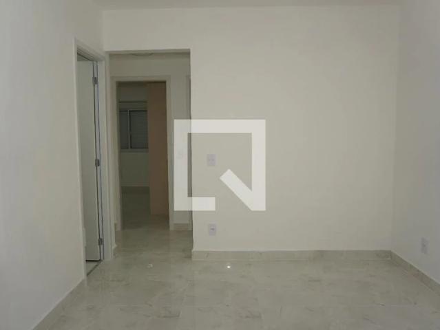 Apartamento para Locação em Embu das Artes/SP Jardim dos Oliveiras 3 Quartos