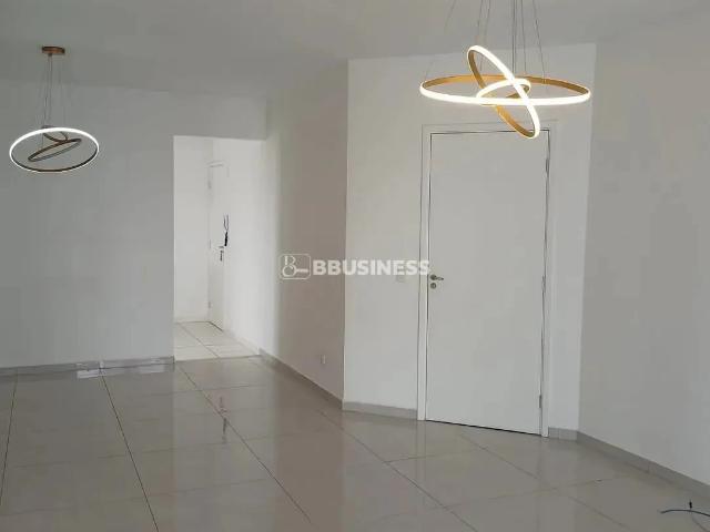 Apartamento para Locação em Embu das Artes/SP Jardim Santa Bárbara 4 Quartos