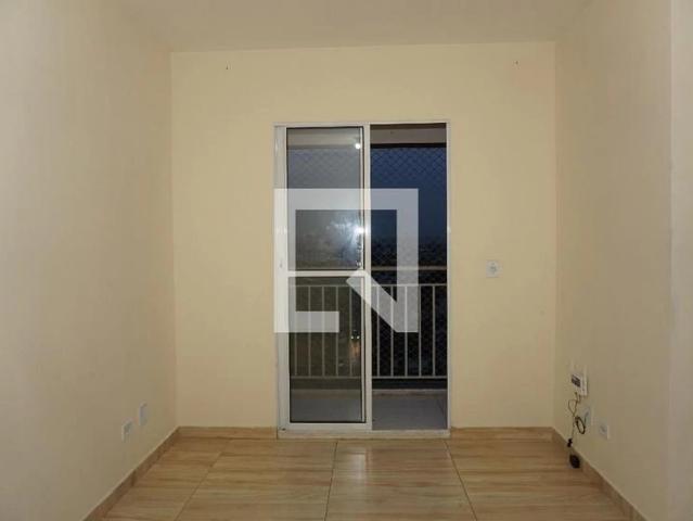 Apartamento para Locação em Embu das Artes/SP Parque Esplanada 2 Quartos