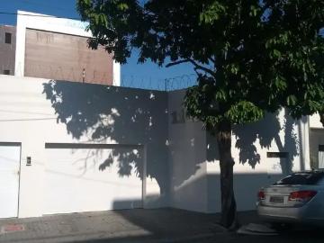 Rua Nogueira Acioli, Fortaleza - Garagem