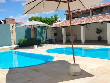 Apartamento para Locação em Fortaleza/CE Cristo Redentor 2 Quartos
