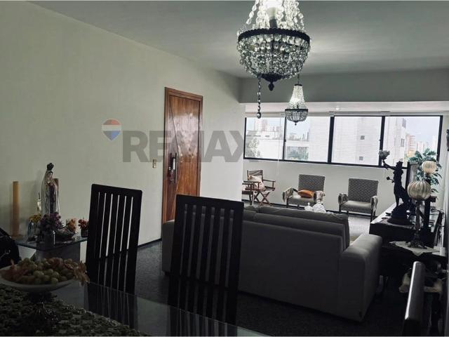 Apartamento para Locação em Fortaleza/CE Dionisio Torres 4 Quartos
