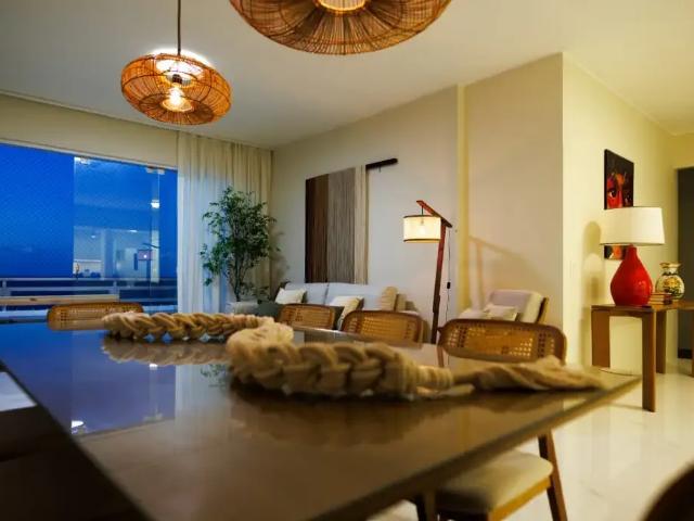 Apartamento para Locação em Fortaleza/CE Praia de Iracema 4 Quartos