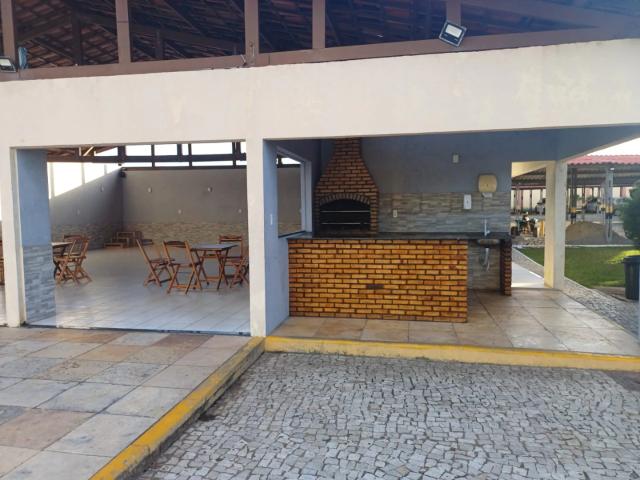 Apartamento para Locação em Fortaleza/CE Praia do Futuro II 2 Quartos