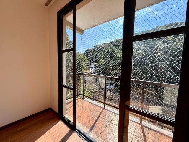 Apartamento para Locação em Florianópolis/SC Coqueiros 3 Quartos