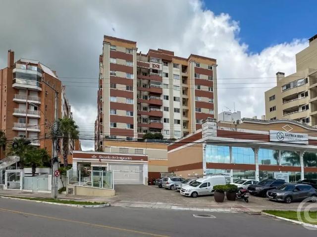 Apartamento para Locação em Florianópolis/SC Córrego Grande 3 Quartos