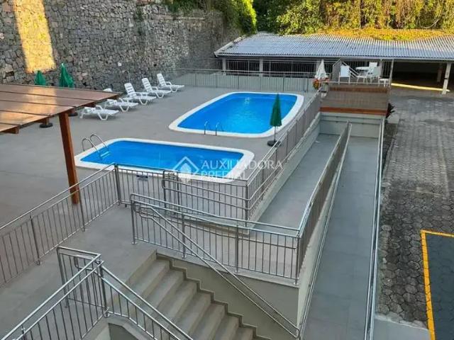 Apartamento para Locação em Florianópolis/SC Córrego Grande 3 Quartos