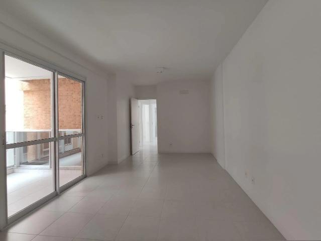 Apartamento para Locação em Florianópolis/SC Córrego Grande 3 Quartos