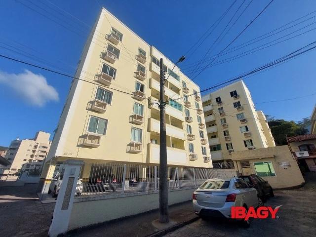 Apartamento para Locação em Florianópolis/SC Córrego Grande 3 Quartos