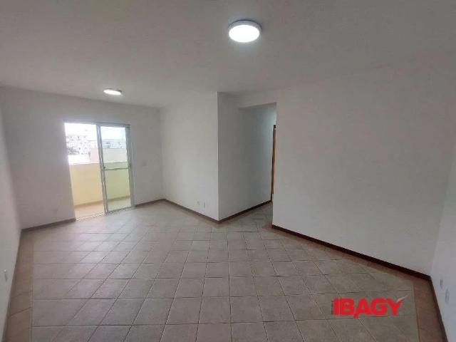 Apartamento para Locação em Florianópolis/SC Córrego Grande 2 Quartos