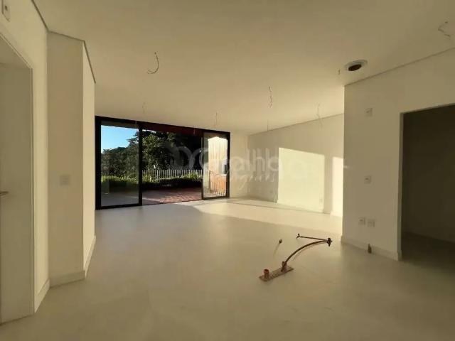 Apartamento para Locação em Florianópolis/SC Cacupé 2 Quartos
