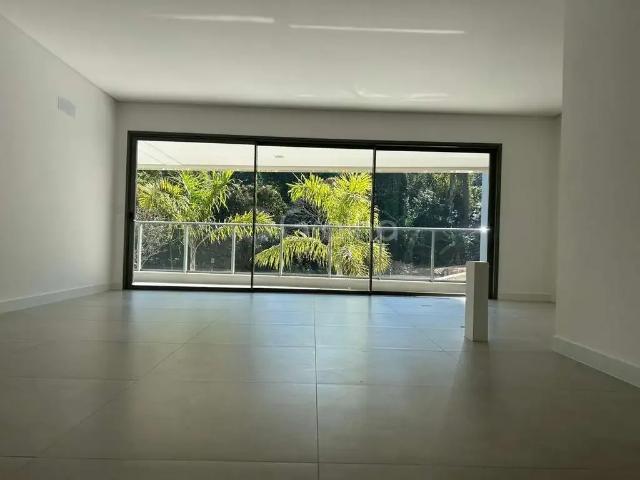 Apartamento para Locação em Florianópolis/SC Cacupé 3 Quartos