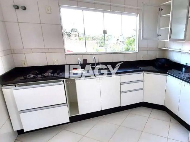 Apartamento para Locação em Florianópolis/SC Campeche 3 Quartos