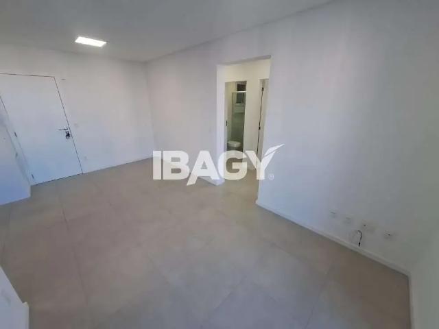 Apartamento para Locação em Florianópolis/SC Capoeiras 2 Quartos